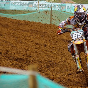 开云网页版-莱万多夫斯基回归首战破纪录！王者归来引爆全场，观众沸腾见证历史，莱万回归首战破纪录！王者归来引爆全场沸腾