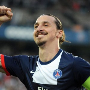 开云网页版-绿茵场上的ACE球，穆古鲁扎用防守演绎跨界爆冷传奇，当ACE球闪耀绿茵场，穆古鲁扎的防守爆冷传奇